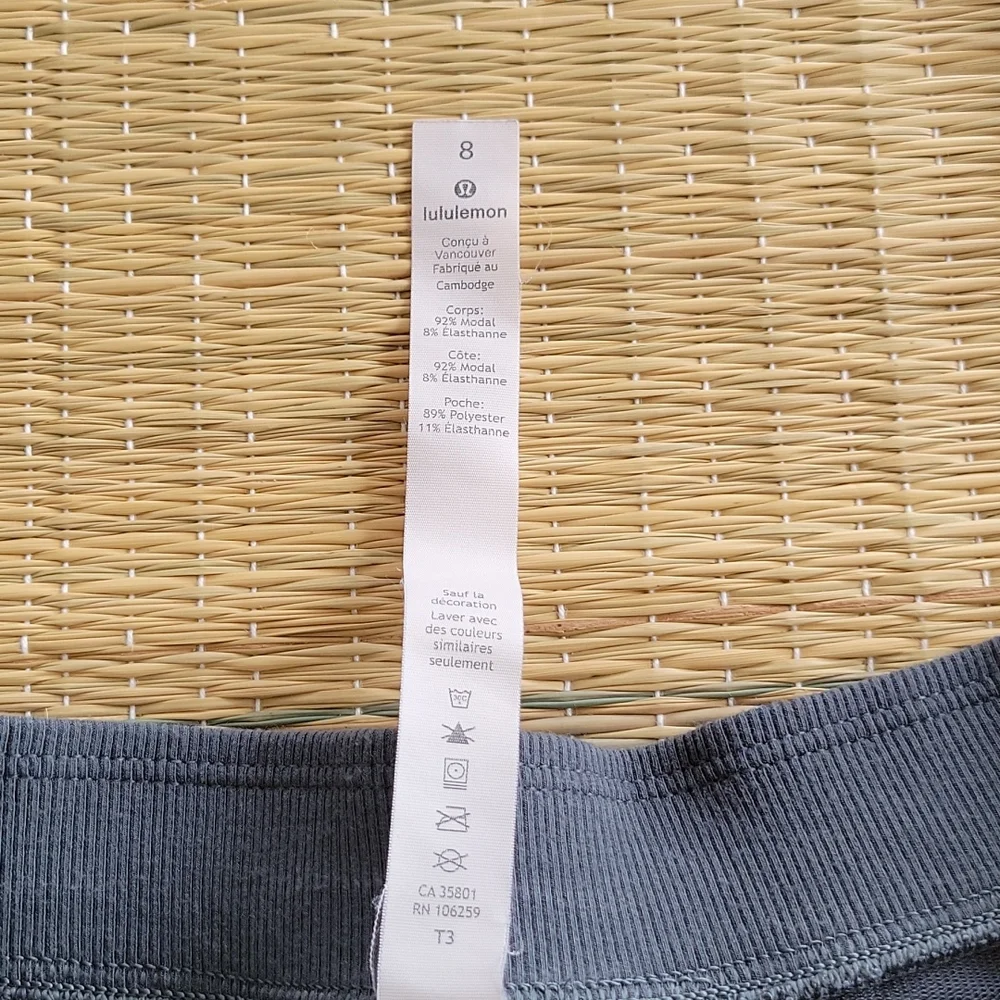 LULULEMON  ATHLETIC  WORK OUT PANTS - Picture 5 of 9